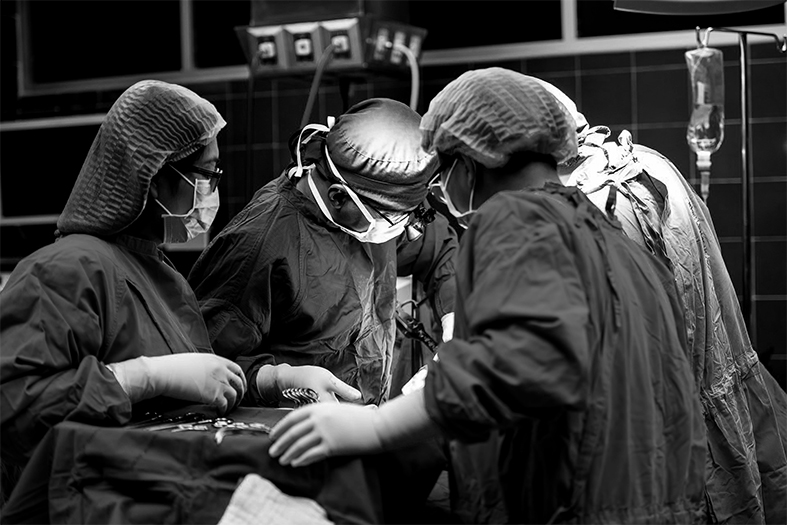 Justiça nega indenização a paciente que ficou com pedaço de agulha no braço após cirurgia